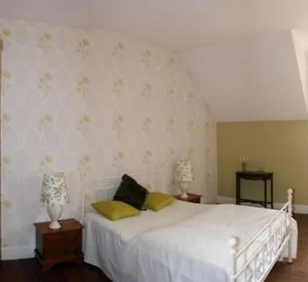 Bed & Breakfast Chateau De Roqueperlic Noailhac (Tarn)