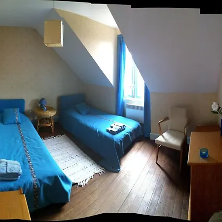 Chateau De Roqueperlic Bed & Breakfast