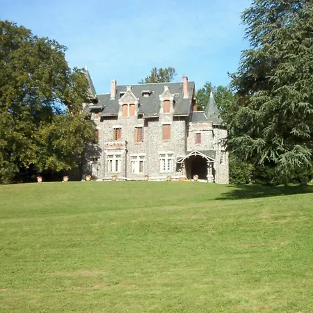 Chateau De Roqueperlic * Noailhac (Tarn)